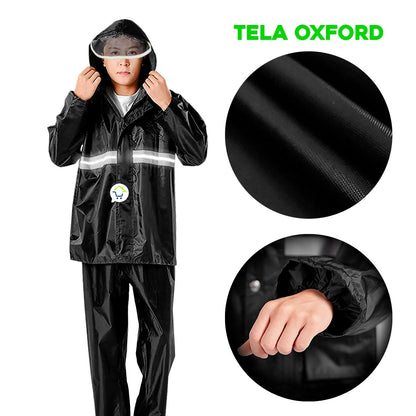 Chaqueta y pantalón de moto impermeables con bandas reflectantes antiaccidentes.