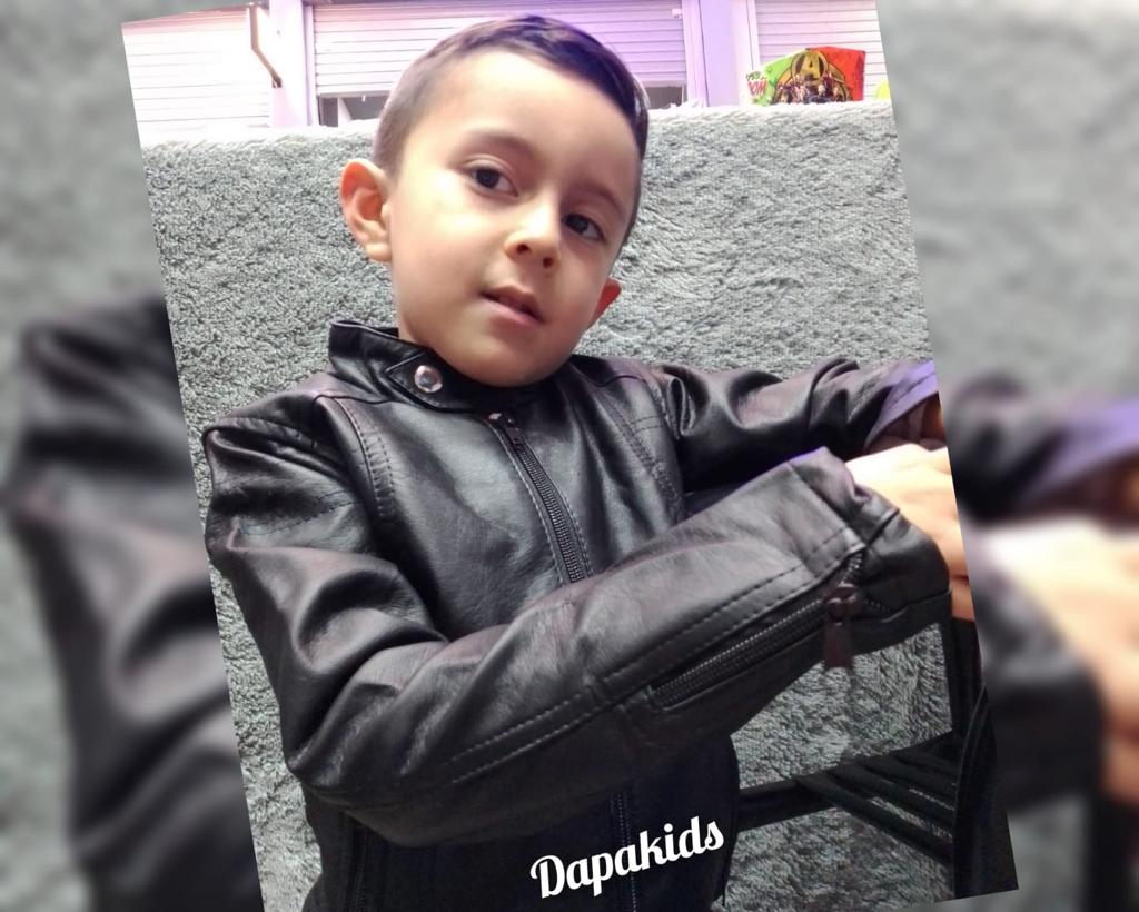 Chaqueta en cuero textil para niño
